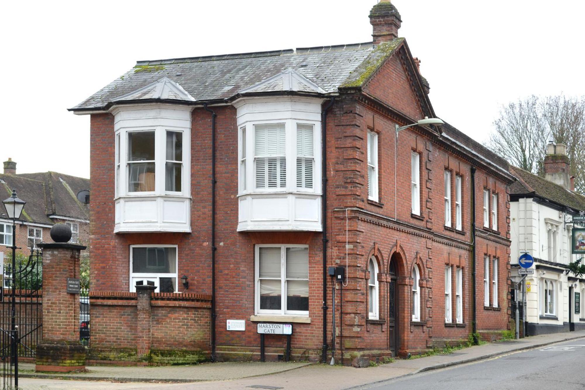 The Old Brewery Boardroom - Winchester City Centre - Unique Property - Free Parking - Sleeps 6 - By Xplus Stays Luaran gambar