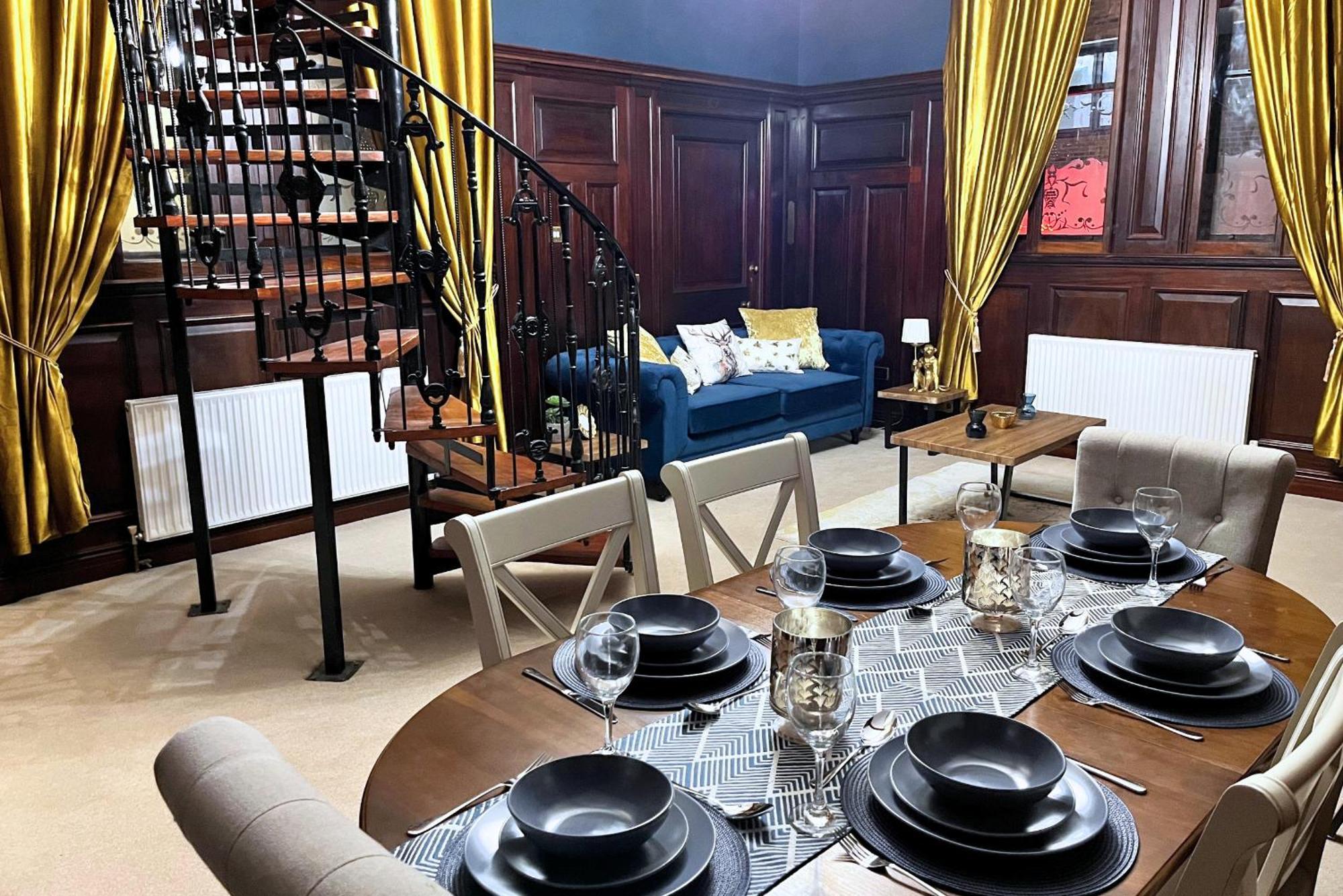 The Old Brewery Boardroom - Winchester City Centre - Unique Property - Free Parking - Sleeps 6 - By Xplus Stays Luaran gambar
